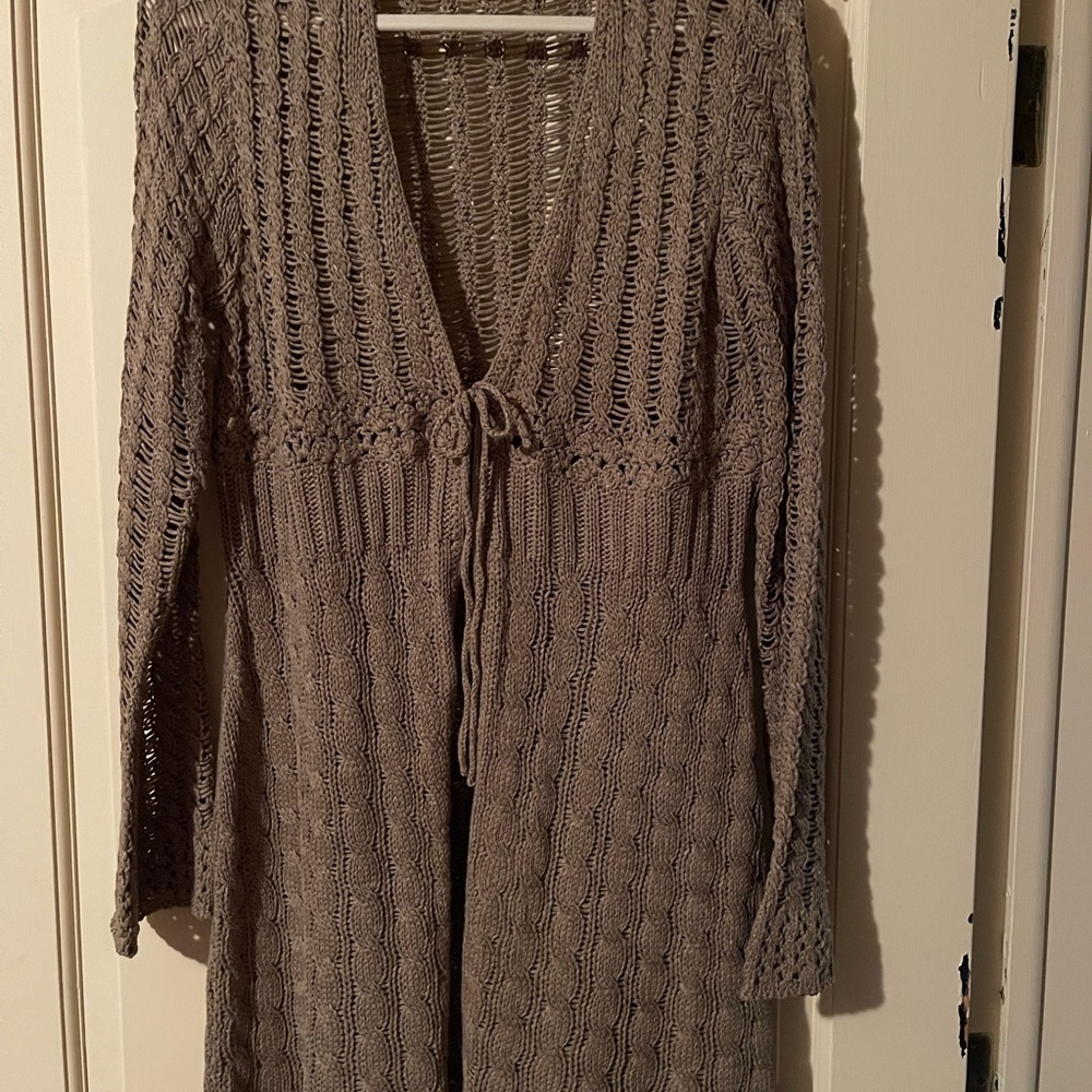 CAbi Open-Weave Long Sleeve Tunic-Length Tie-Front Cardigan (Large)